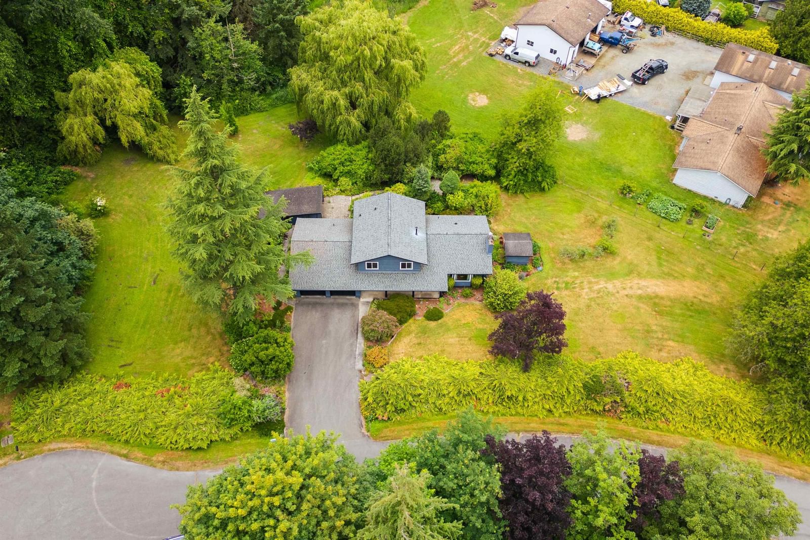 Listing Image 4