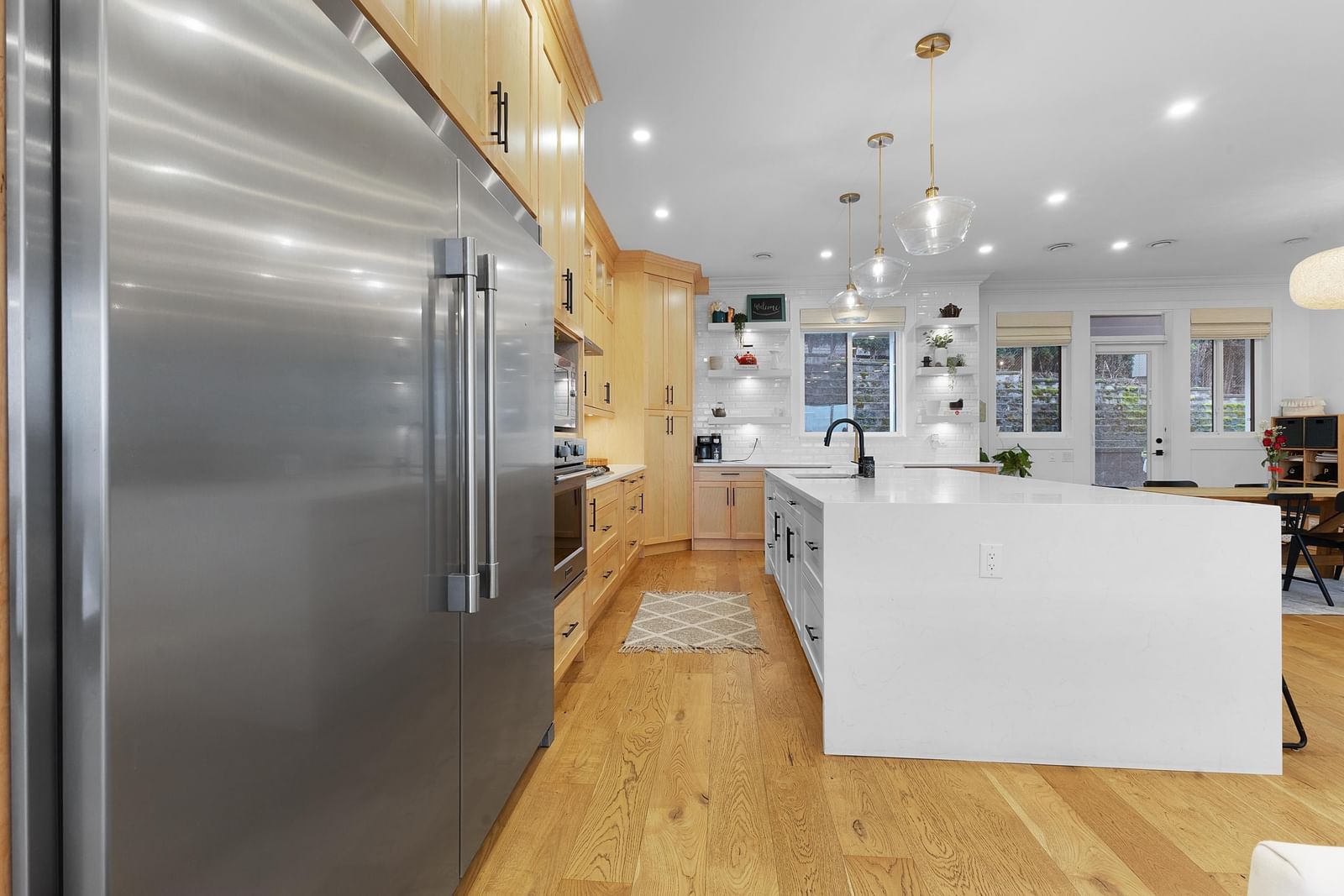 Listing Image 15