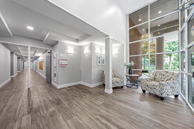 106 - 1240 Quayside Drive