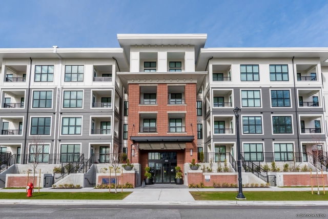 225 - 9551 Alexandra Road