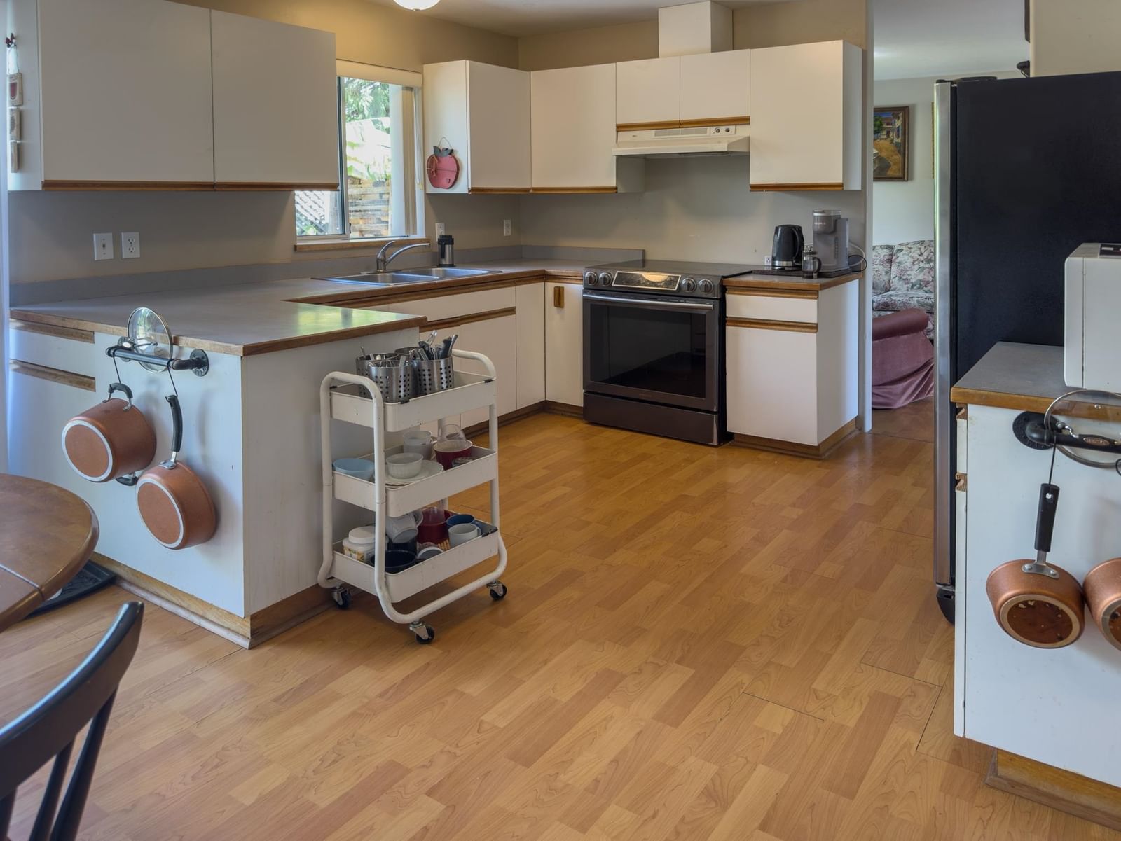 Listing Image 10
