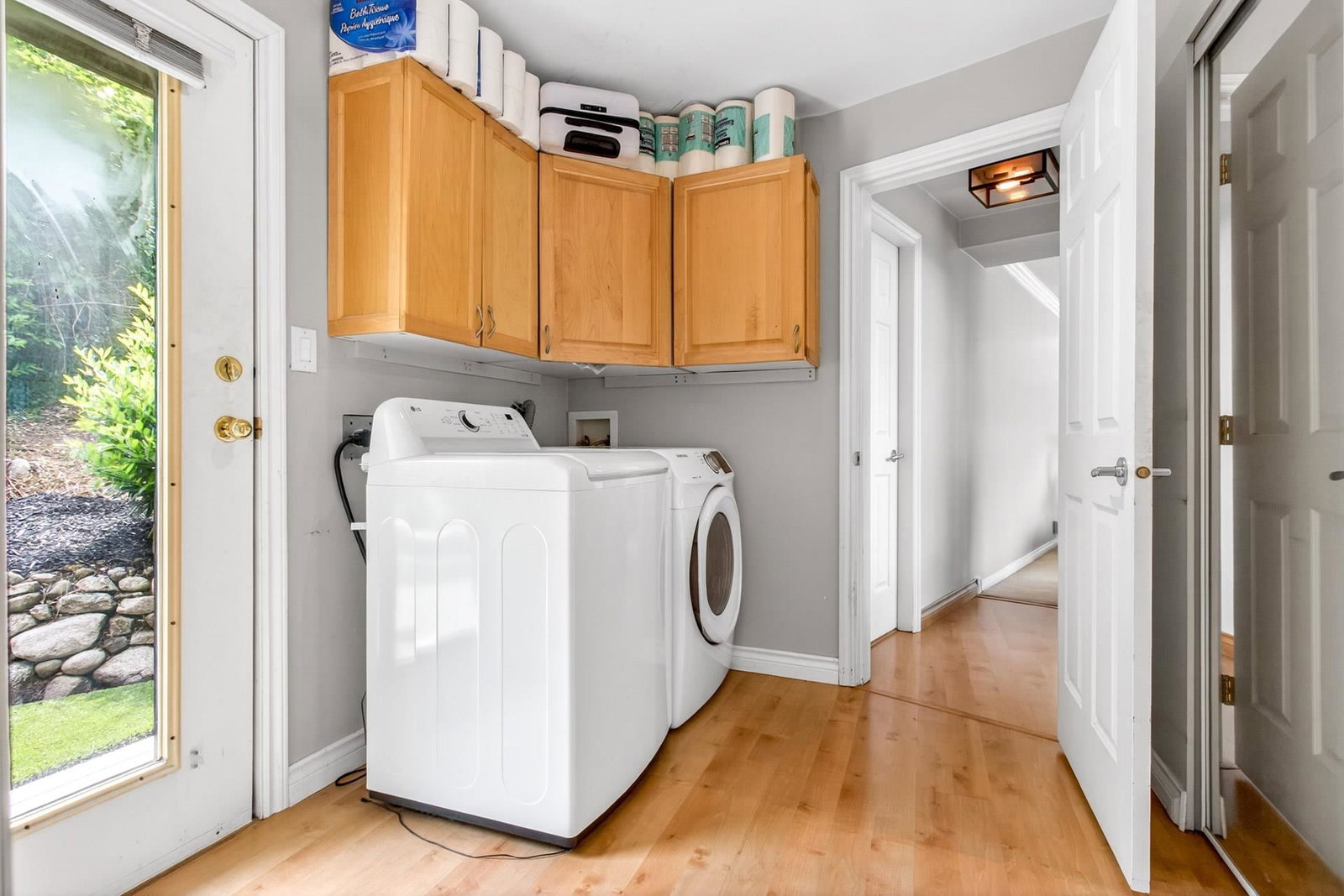 Listing Image 14