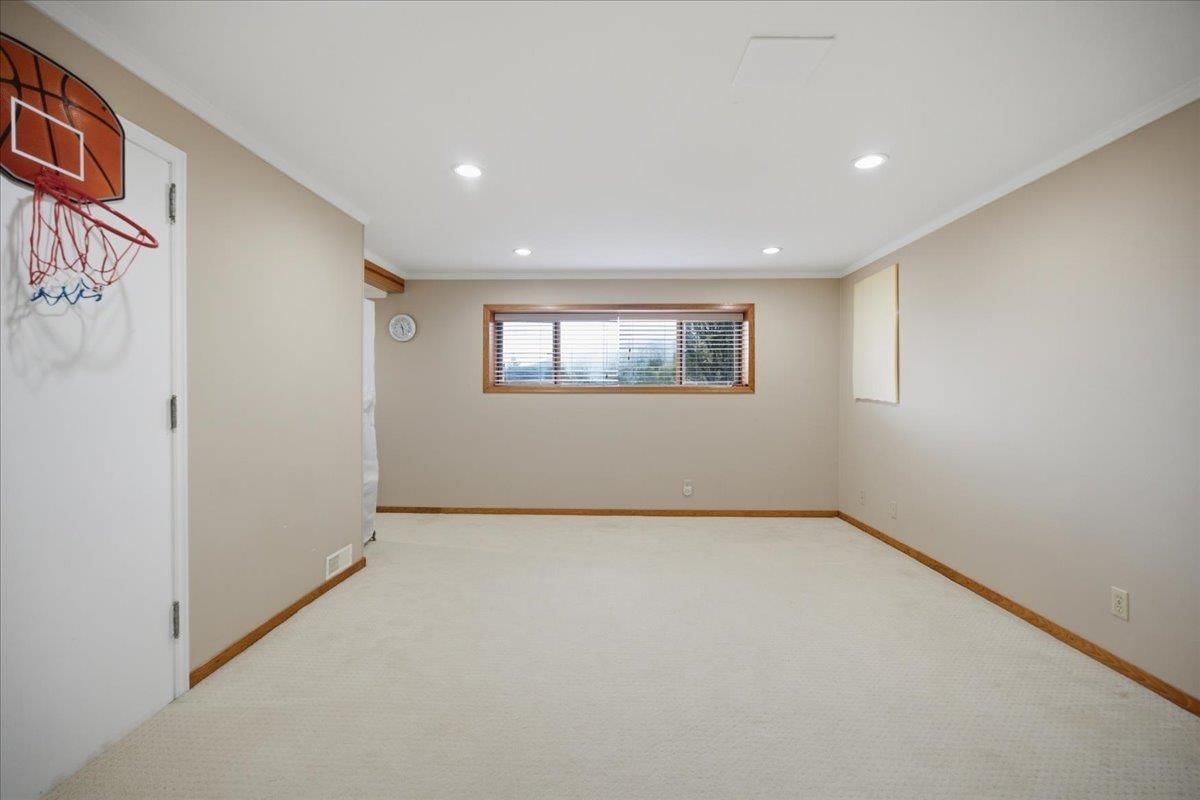 Listing Image 30