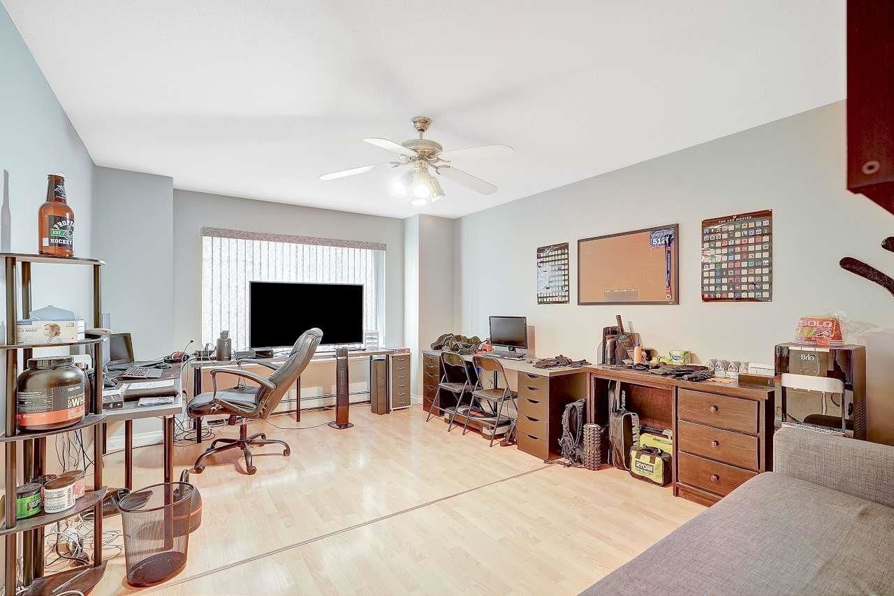 Listing Image 30