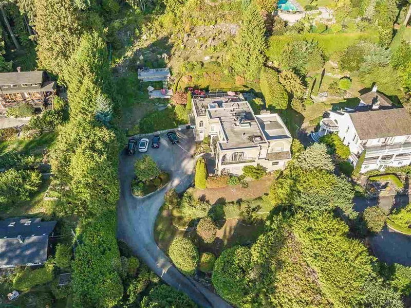 2975 Marine Drive, West Vancouver, British Columbia
