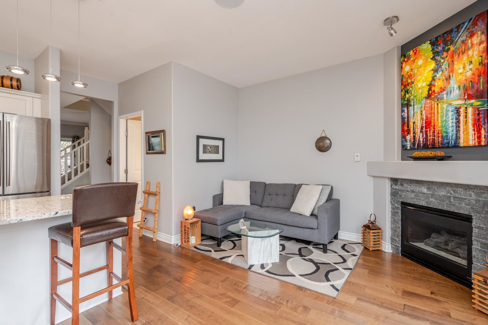 Listing Image 16