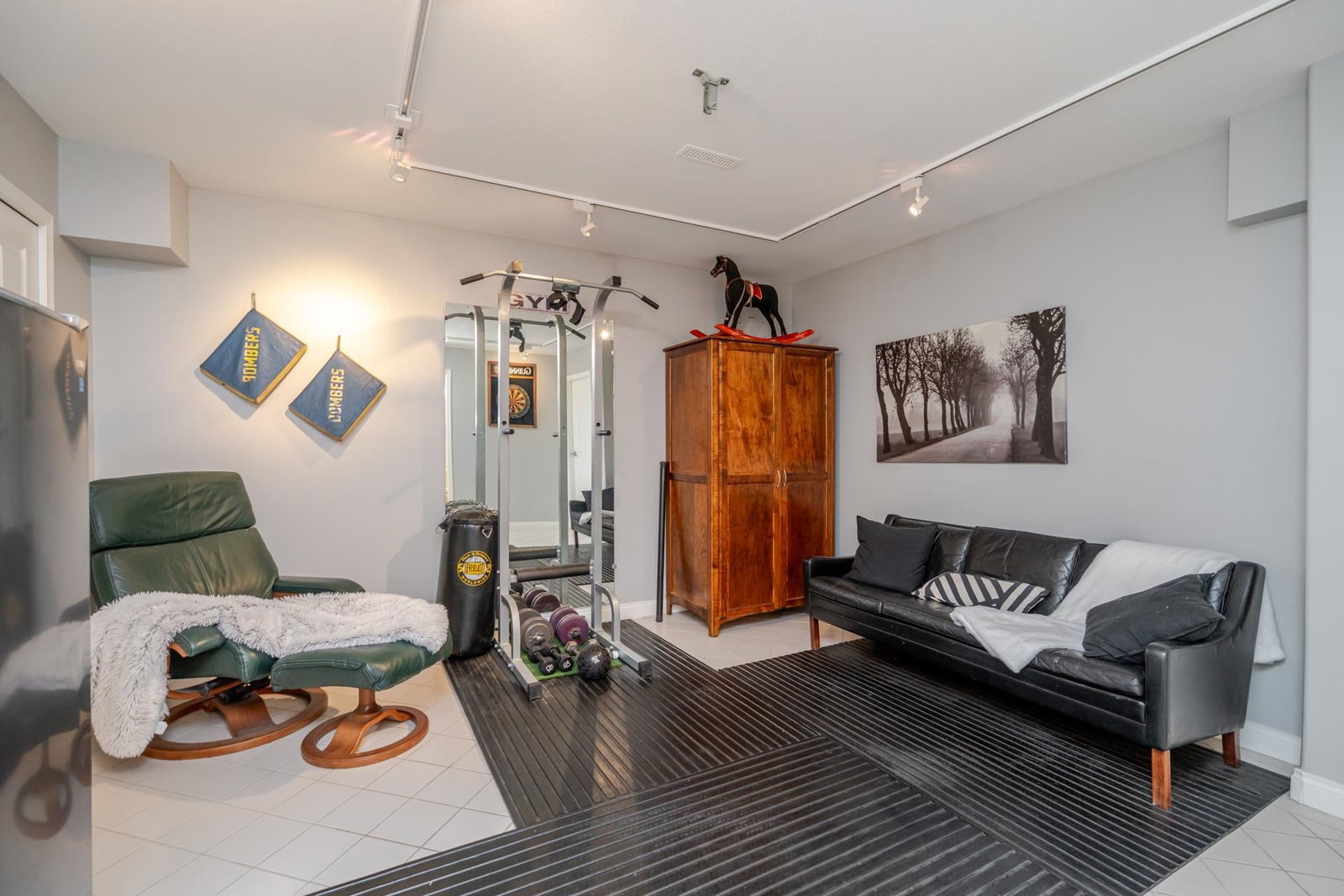 Listing Image 32