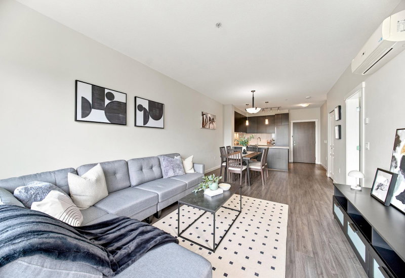613 - 9399 Alexandra Road