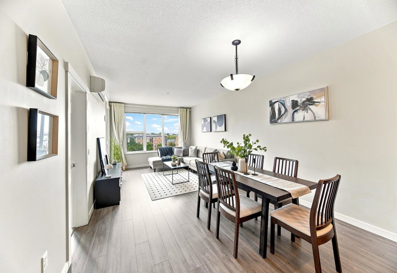 613 - 9399 Alexandra Road