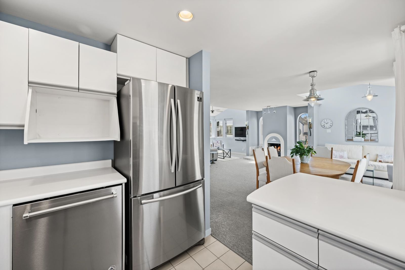 Listing Image 19