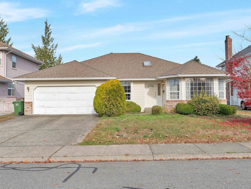 32337 Nakusp Drive