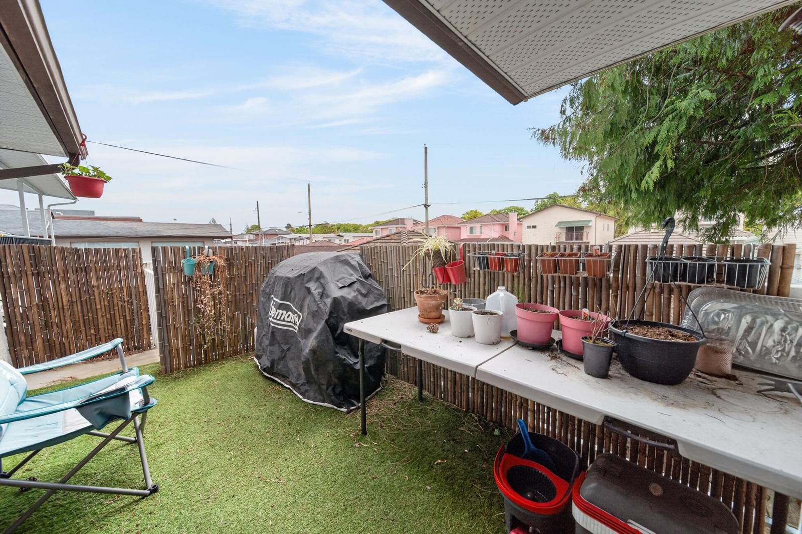 Listing Image 8