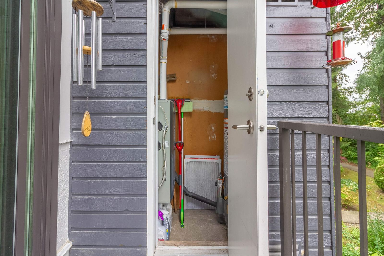 Listing Image 17