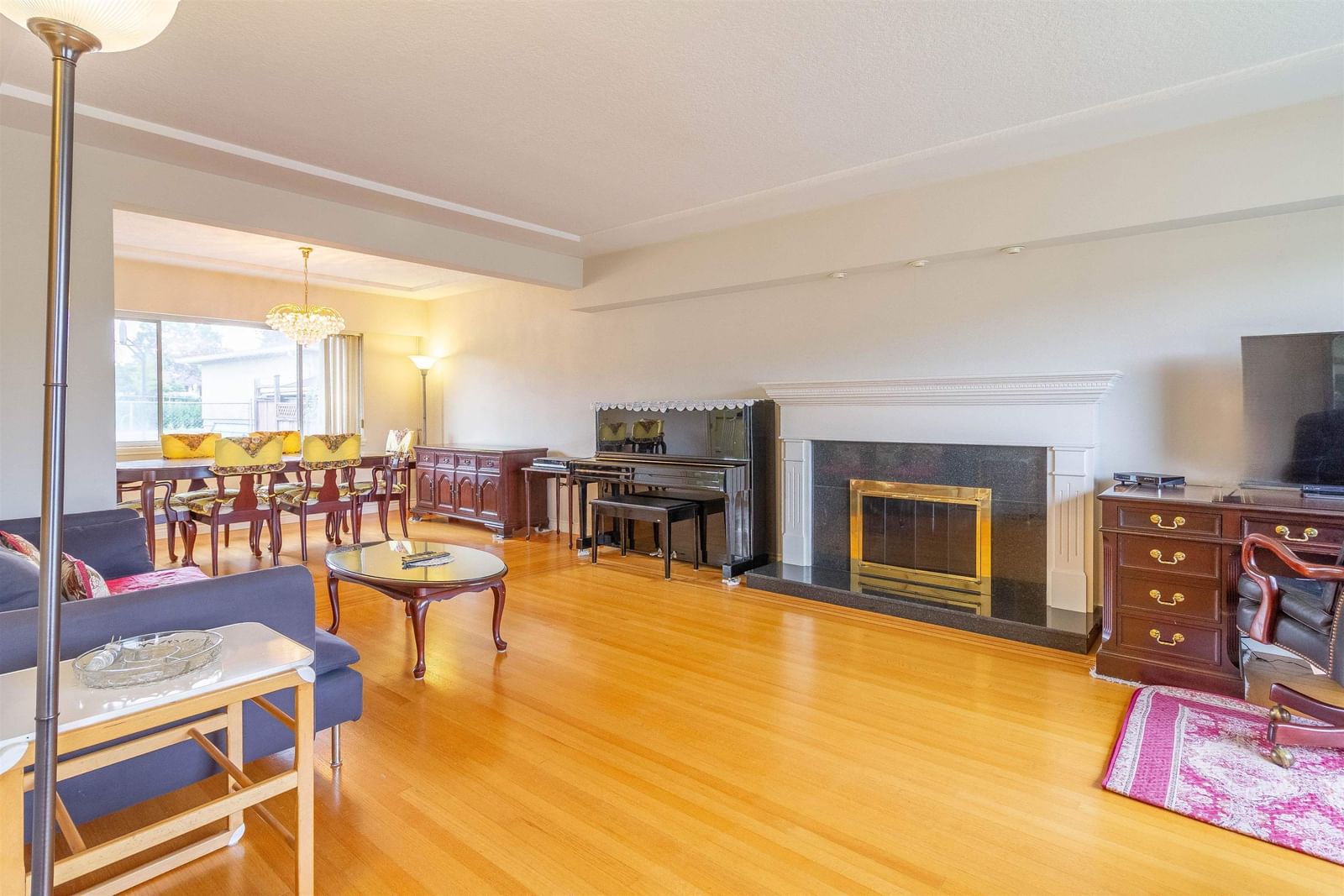 Listing photo 4
