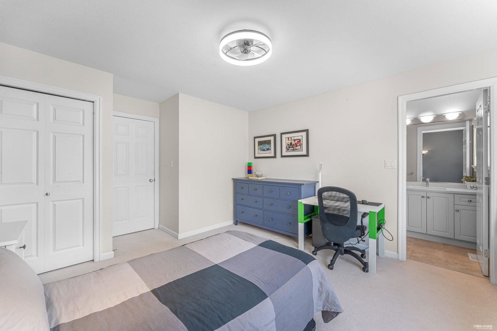 Listing Image 17
