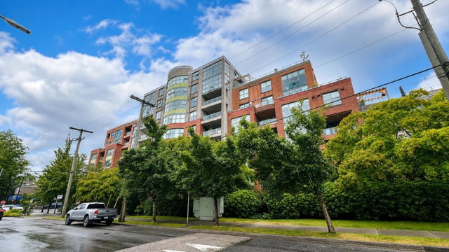 511 - 518 14th Avenue W