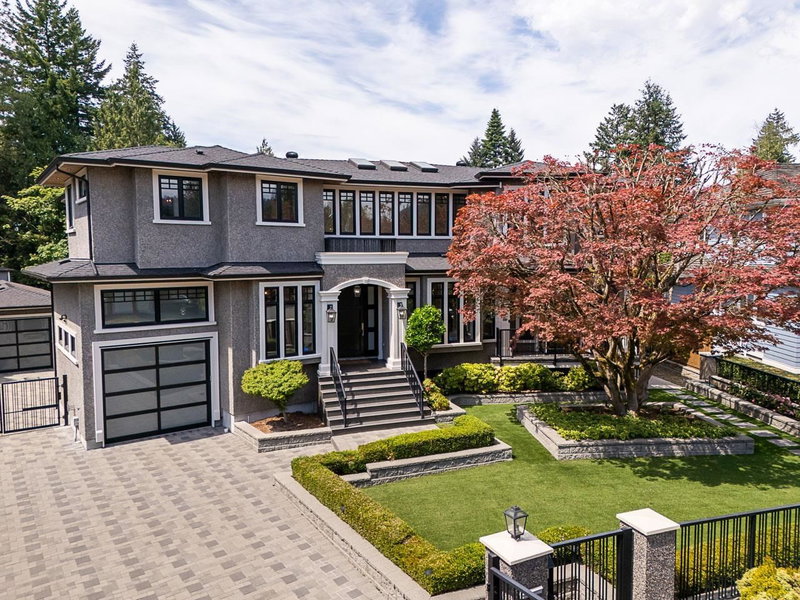 7652 Kerrywood Crescent