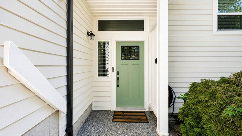 7 Maude Court