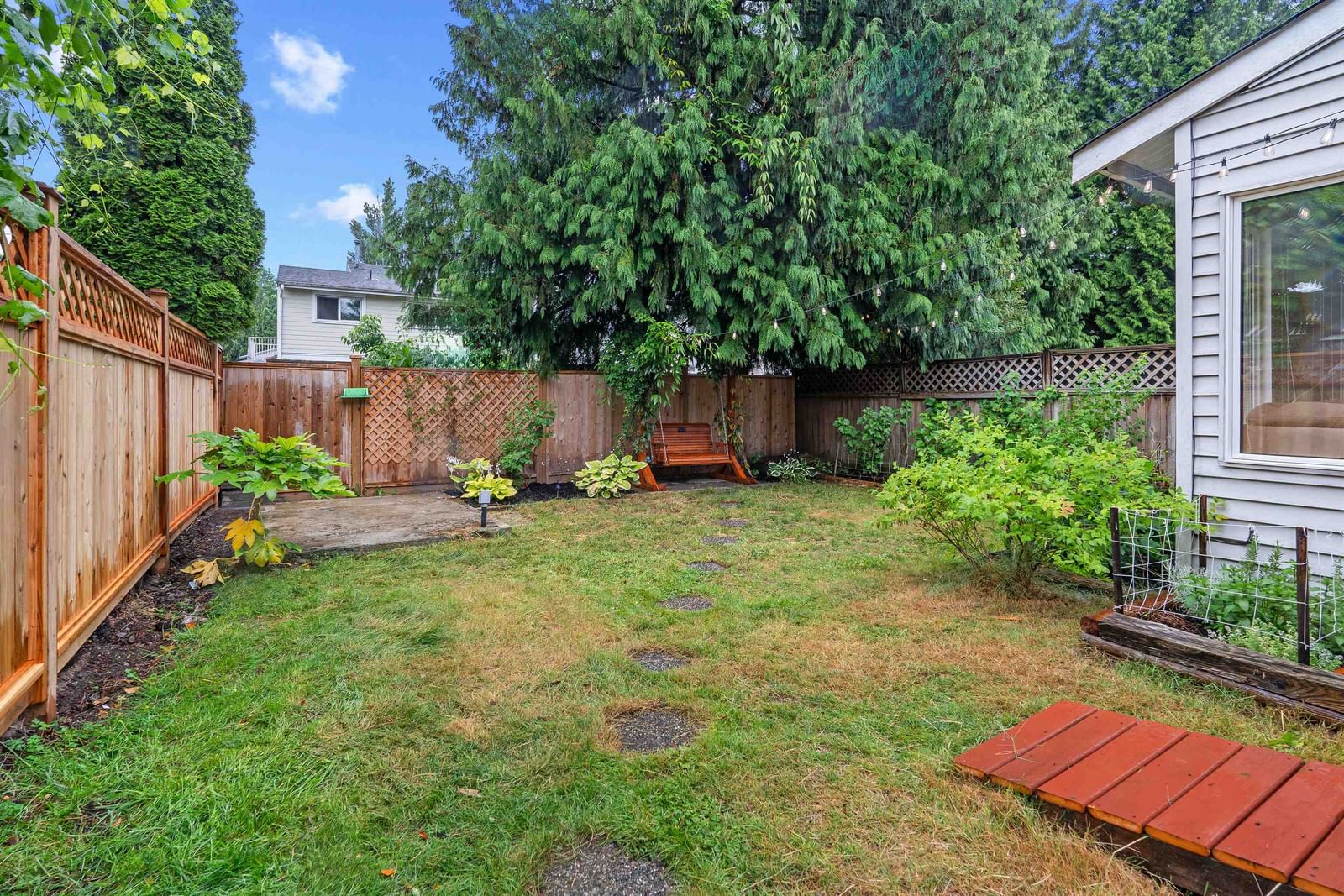 Listing Image 17