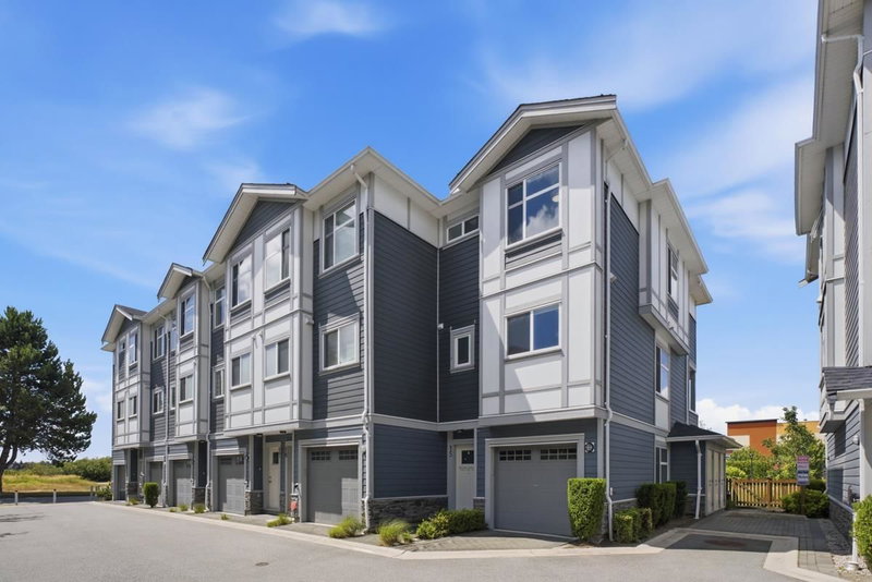15 - 9560 Alexandra Road