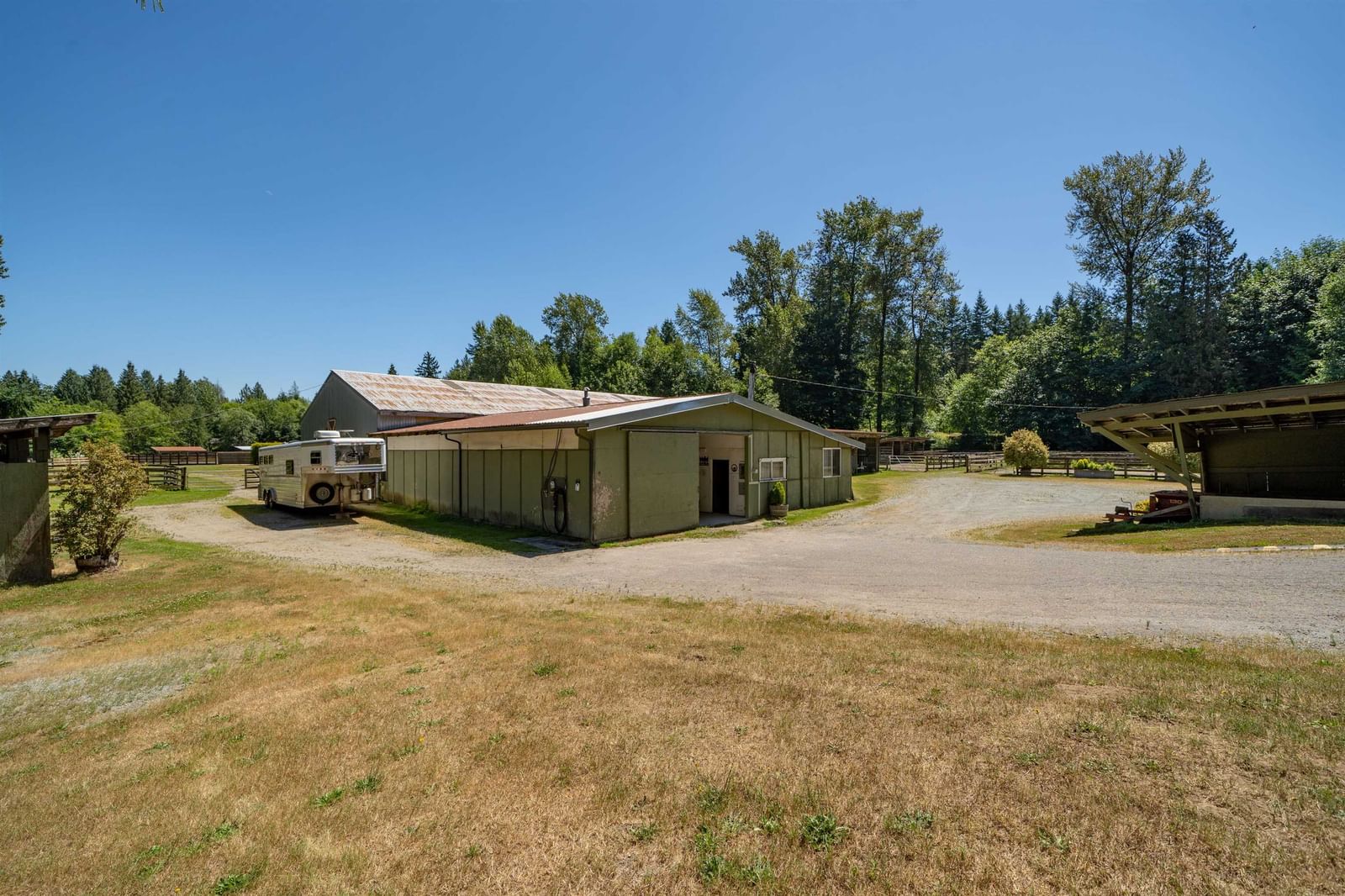 Listing Image 32