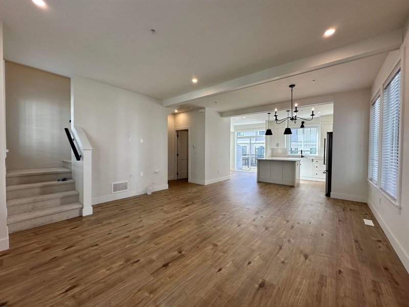 12 - 20189 84 Avenue