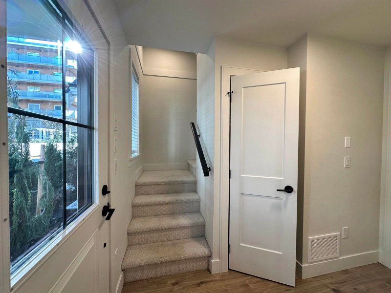 12 - 20189 84 Avenue