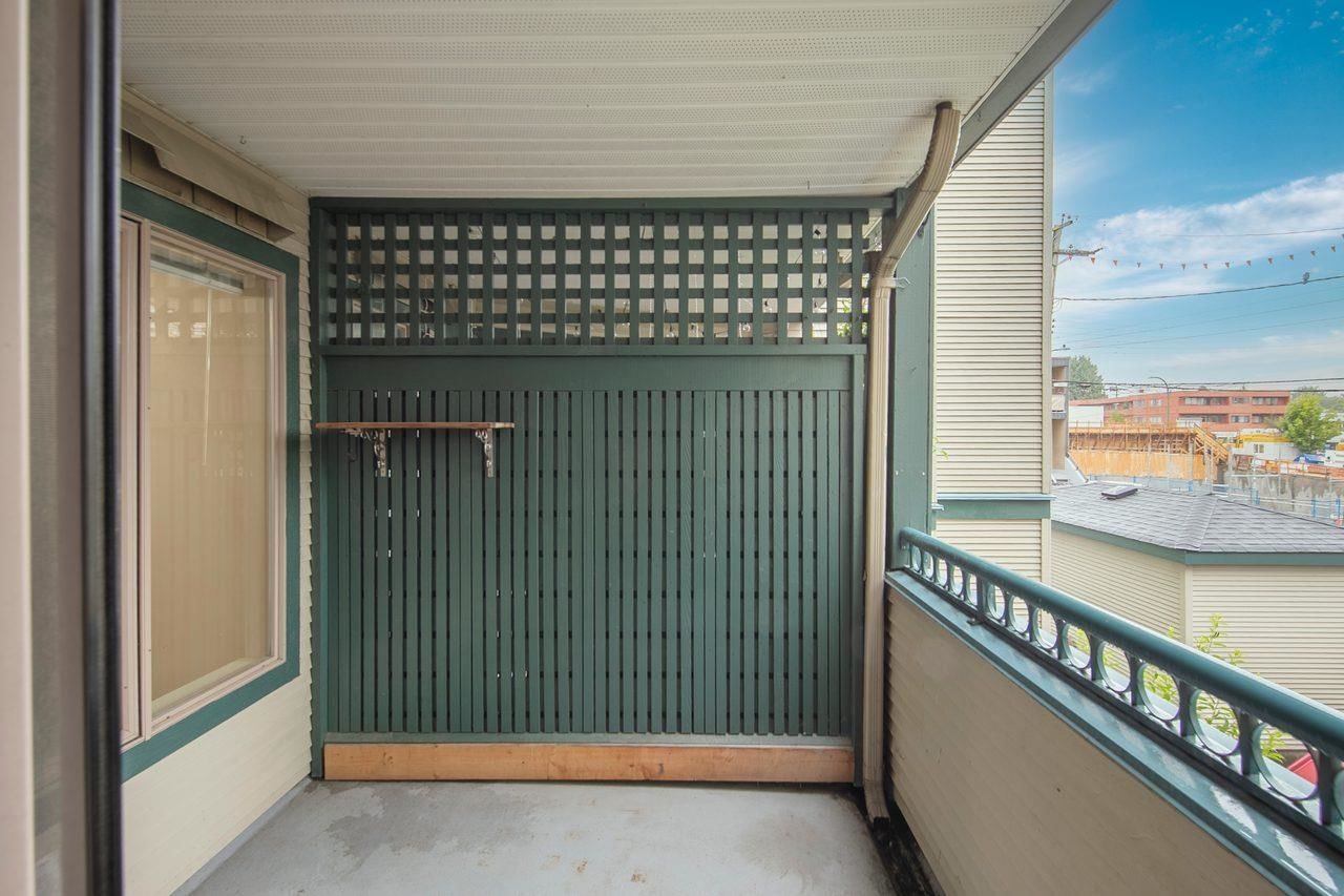 Listing Image 17