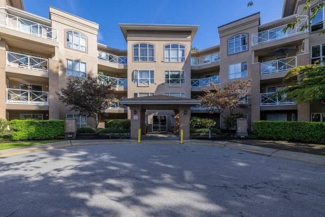 208 - 2551 Parkview Lane