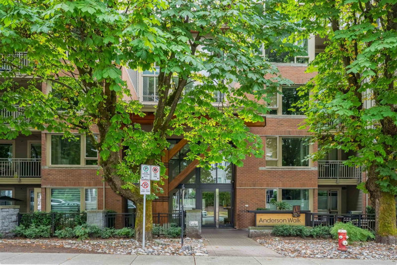 319 - 119 22nd Street W