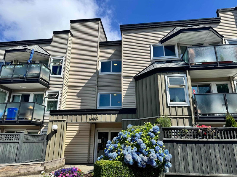 321 - 1850 Southmere Crescent E