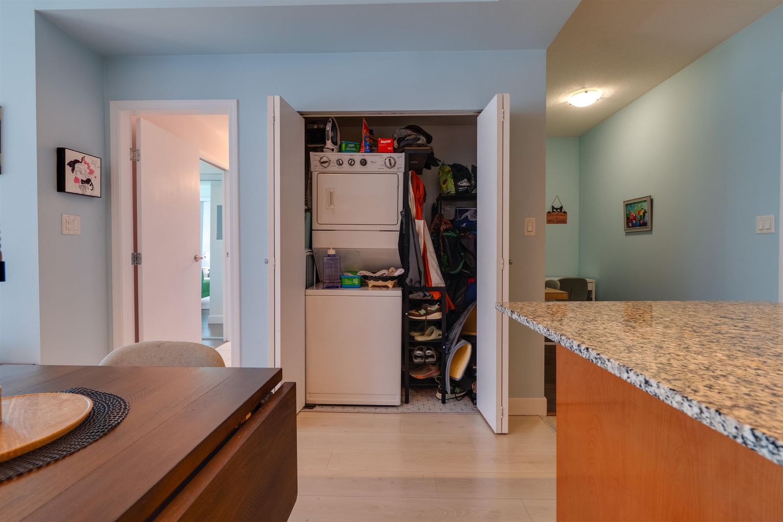Listing Image 21