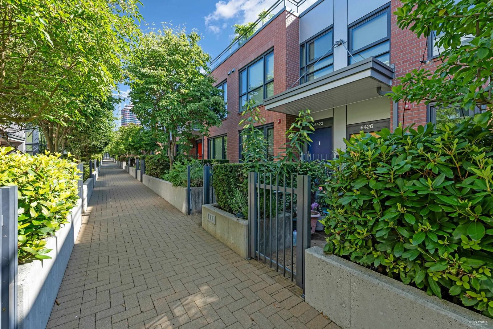 Listing Image 5