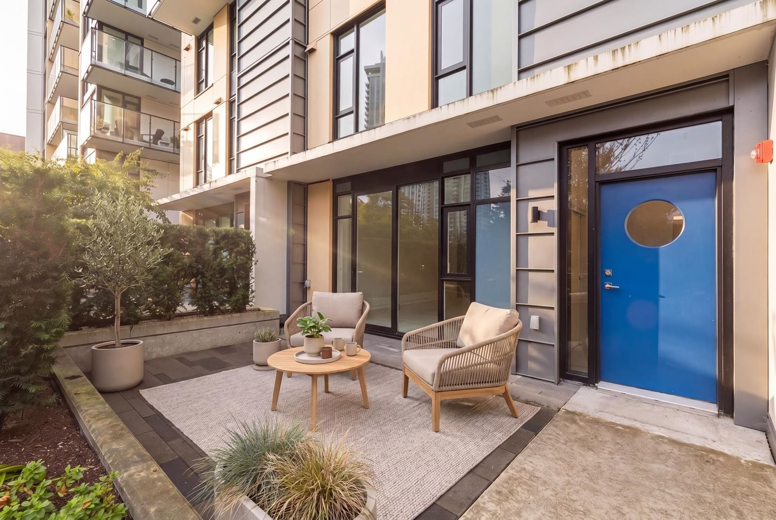 Listing Image 11