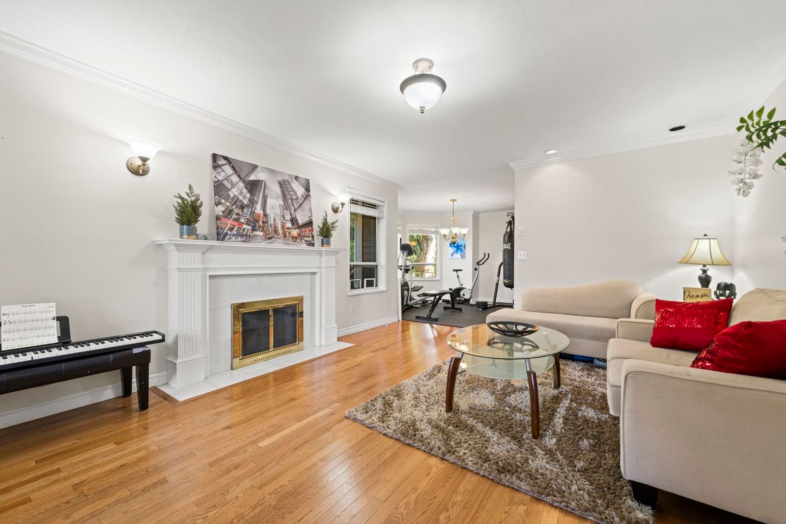 Listing Image 16