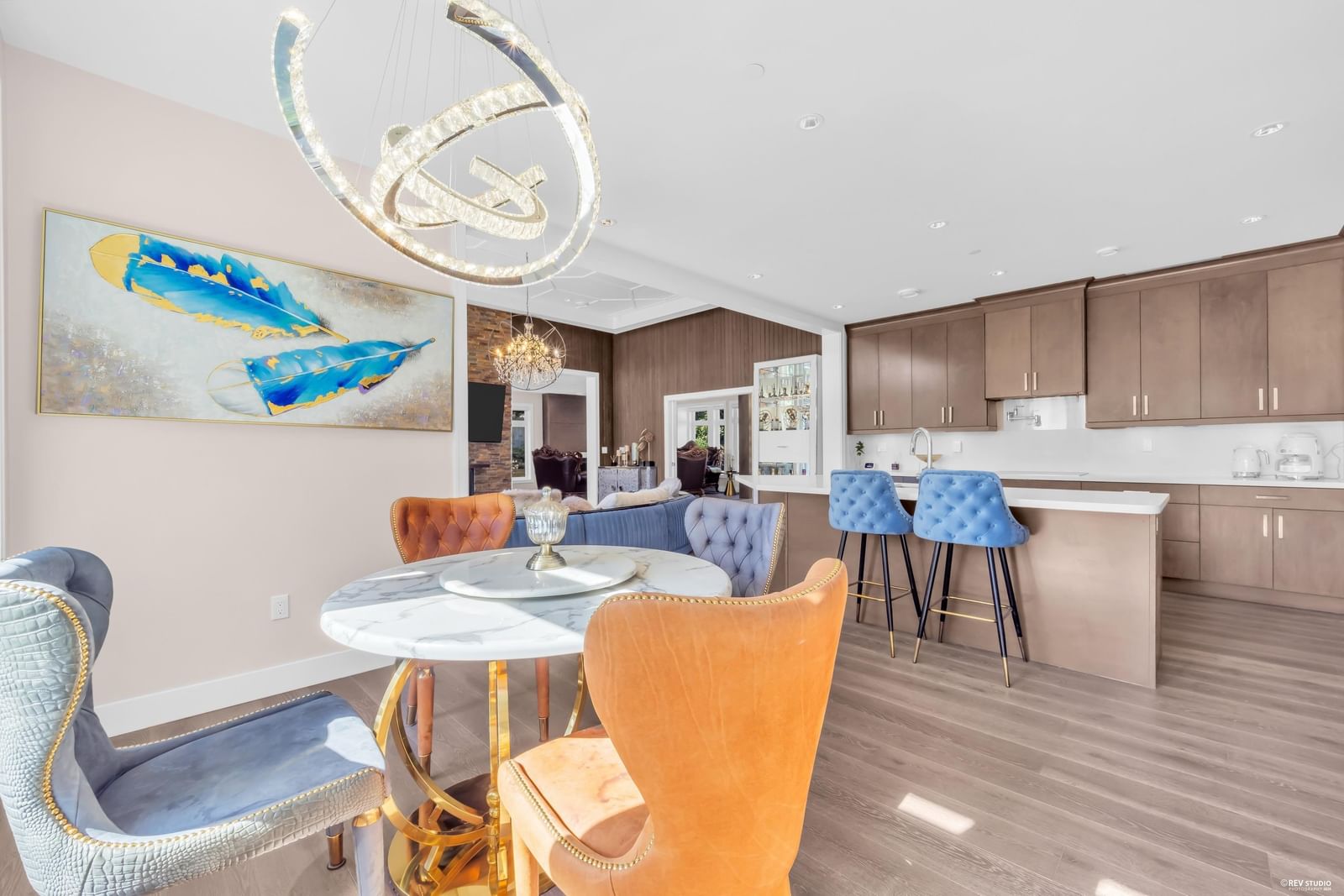 Listing Image 8