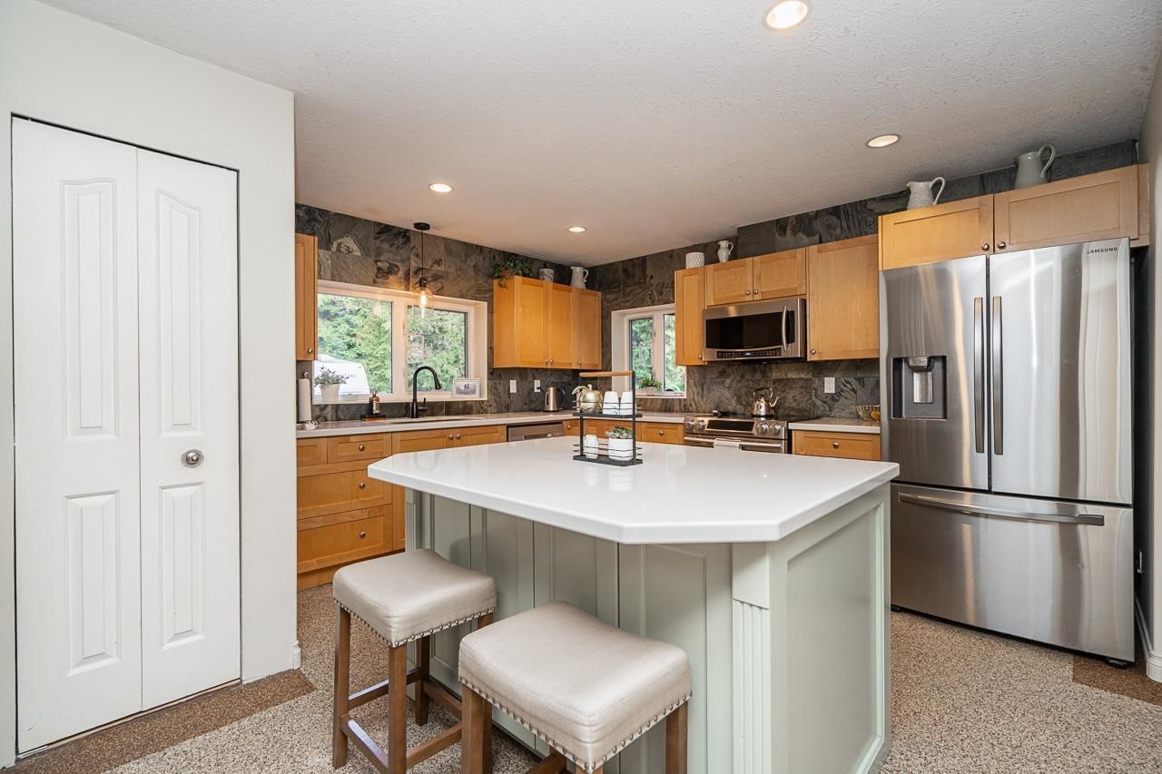 Listing Image 11