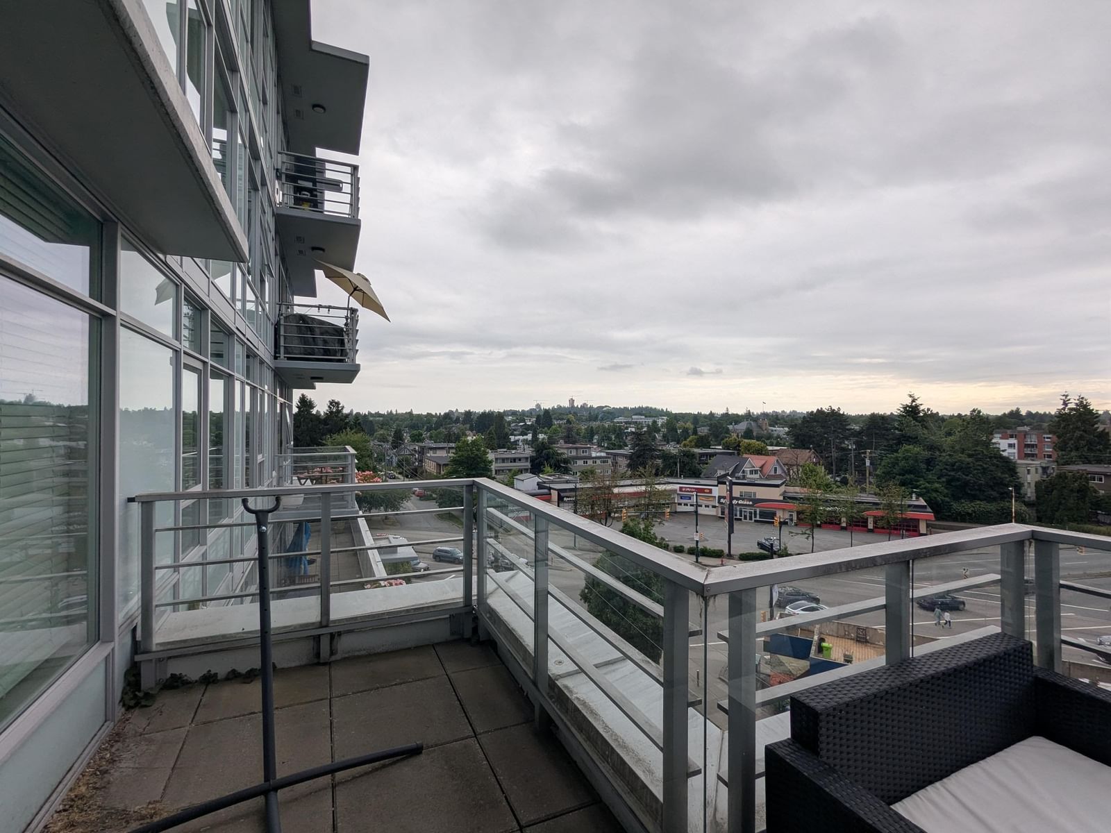 Listing Image 17