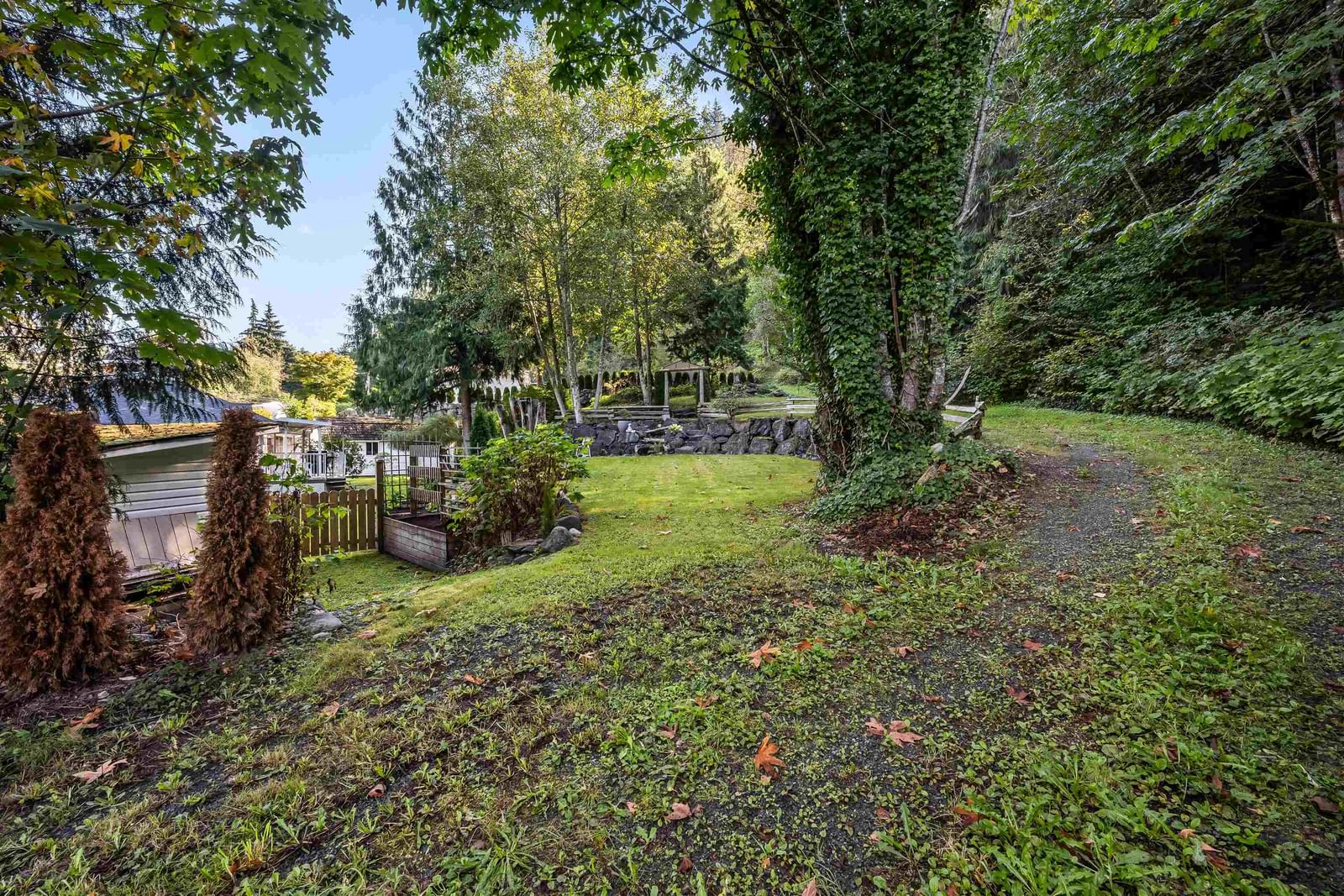 Listing Image 30