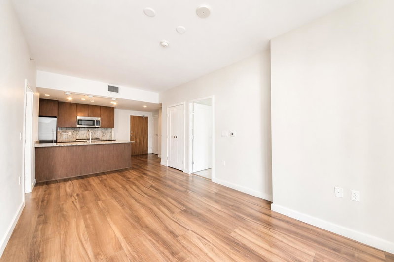 812 - 8688 Hazelbridge Way