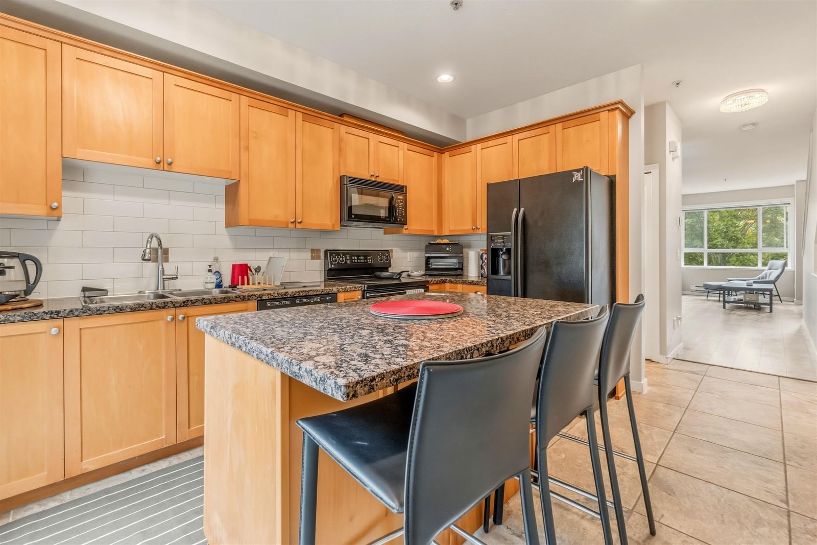 Listing Image 10