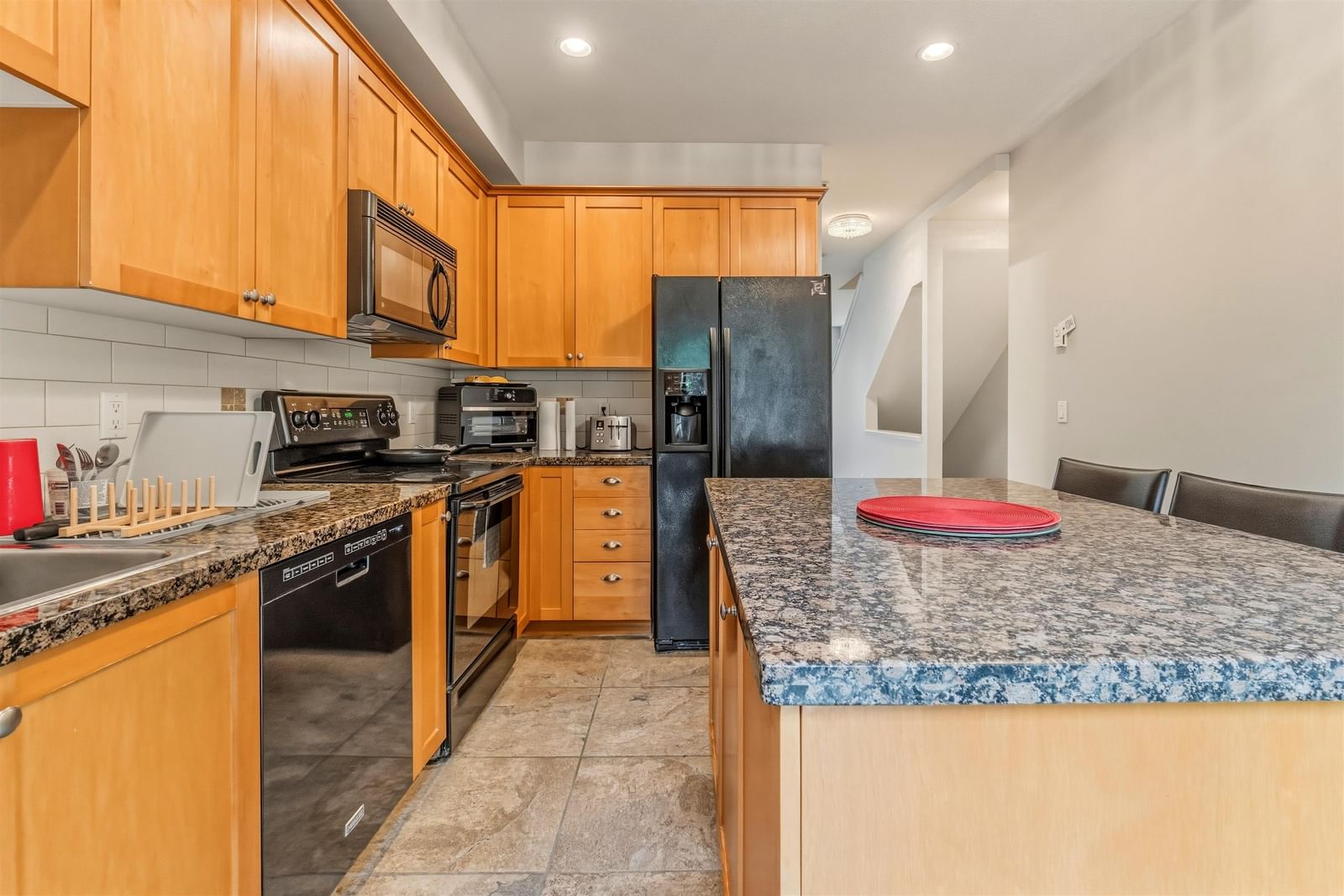 Listing Image 11