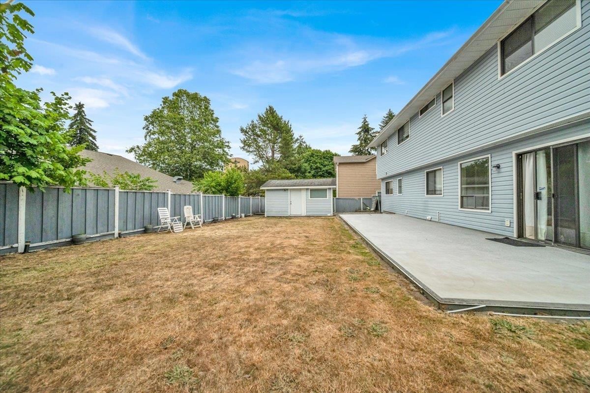Listing Image 11