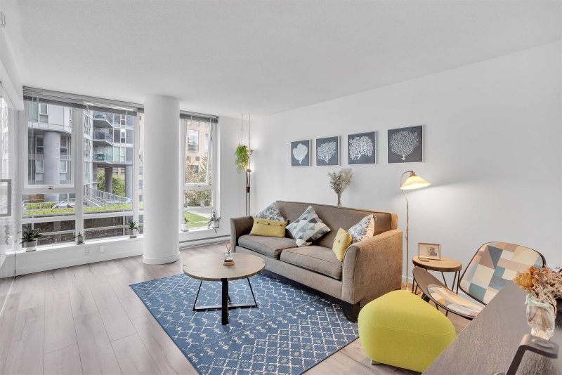 502 - 233 Robson Street