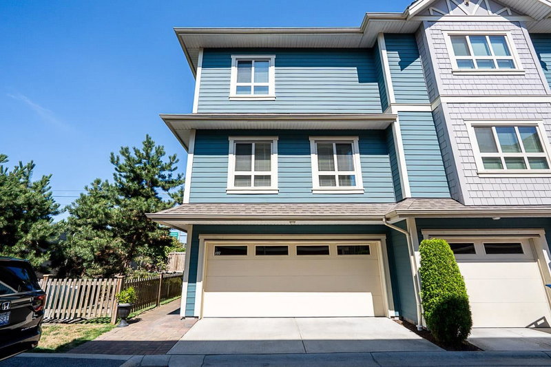 32 - 843 Ewen Avenue
