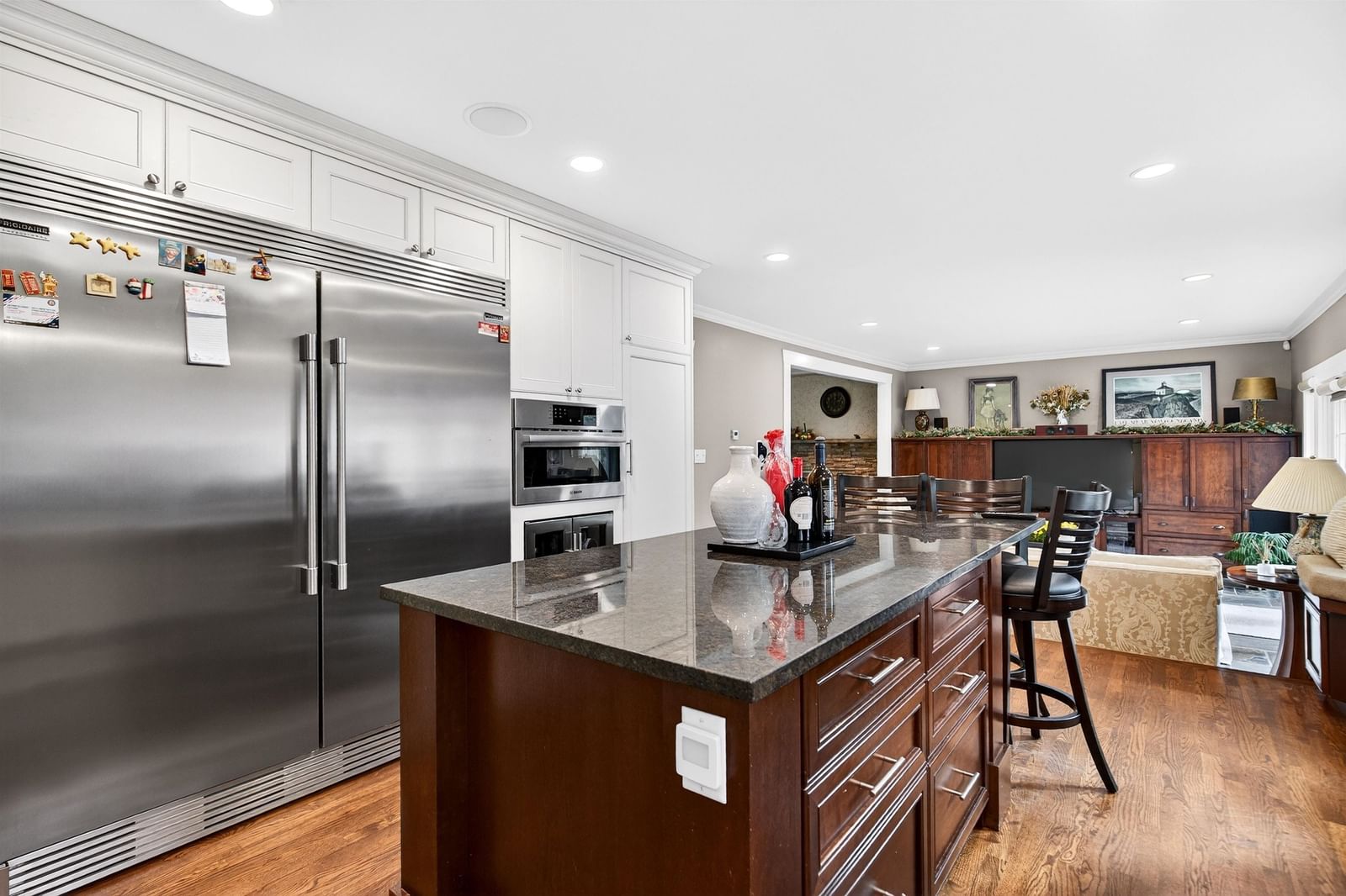 Listing Image 19