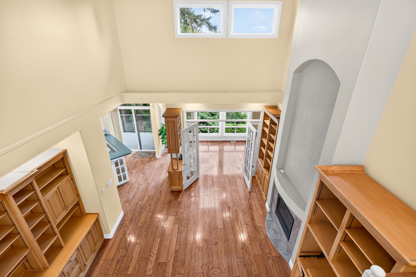 Listing Image 9