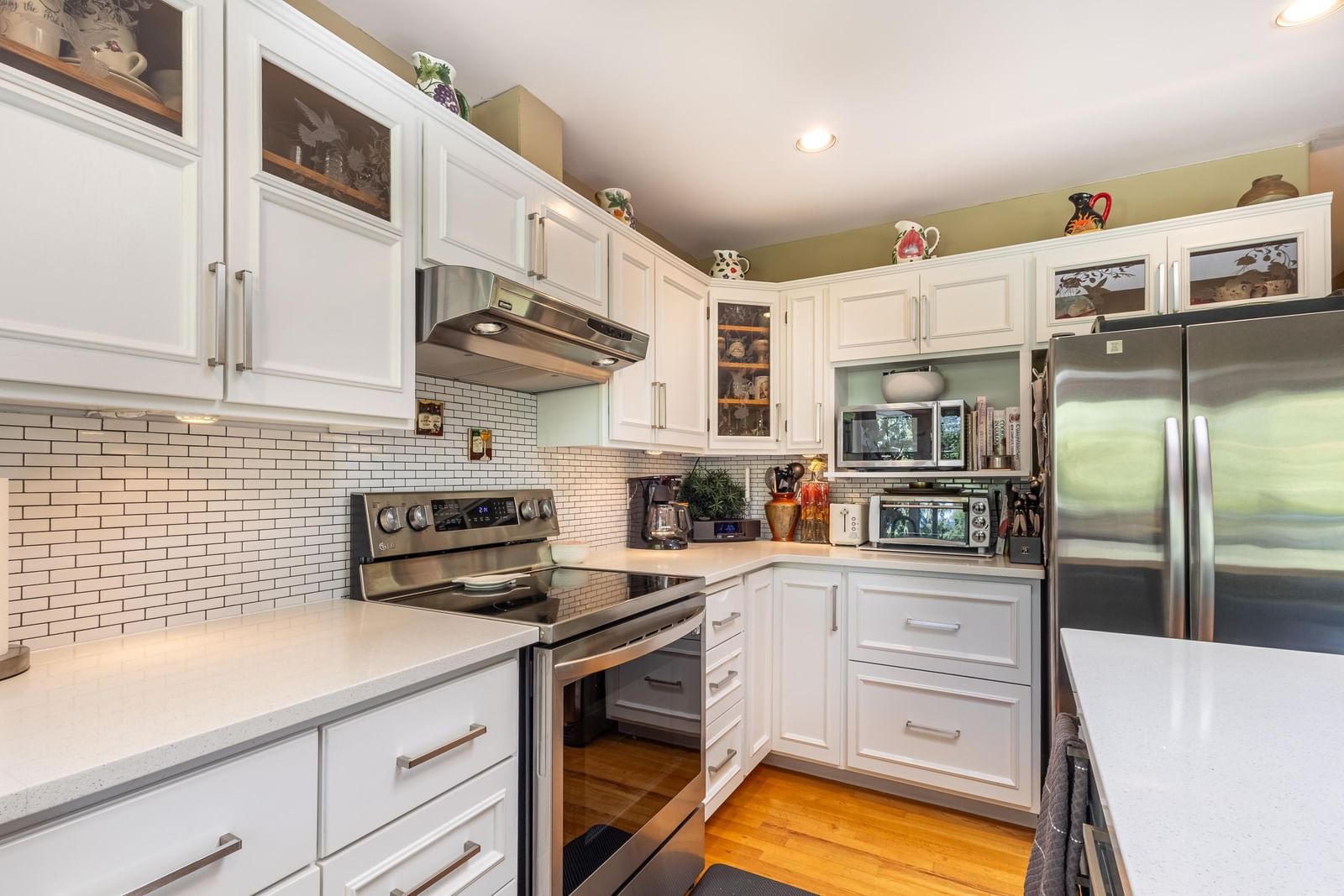 Listing Image 15