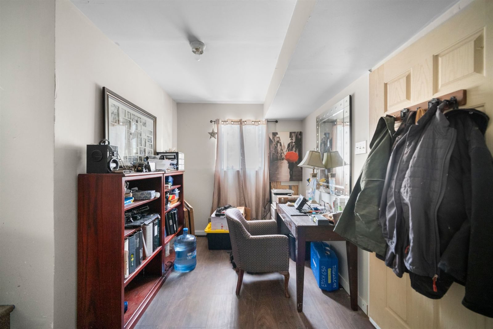 Listing Image 16