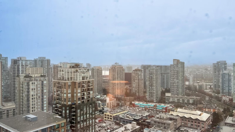 1111 Richards Street #2705, Vancouver, British Columbia